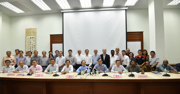 联合声明:“先搁置，再讨论”